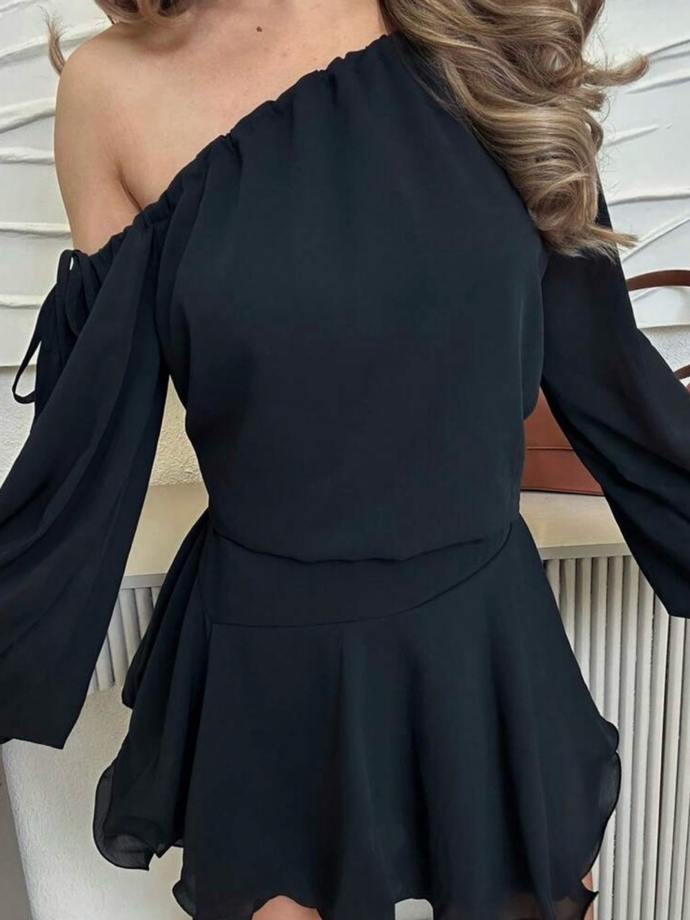 Black Long-Sleeve Flowy Mini Dress - Picture 5 of 5